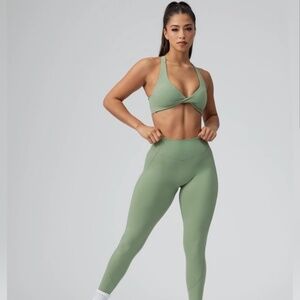 BuffBunny Tea Leaf Green Set